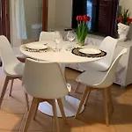 Nest House - Esclusivo Marina Di Olbia- Mater - Beaches - Close To The Airport - Private Parking- Full Comforts - アパート オルビア