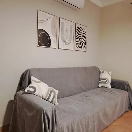 Nest House - Esclusivo Marina Di Olbia- Mater - Beaches - Close To The Airport - Private Parking- Full Comforts - Lejlighed *