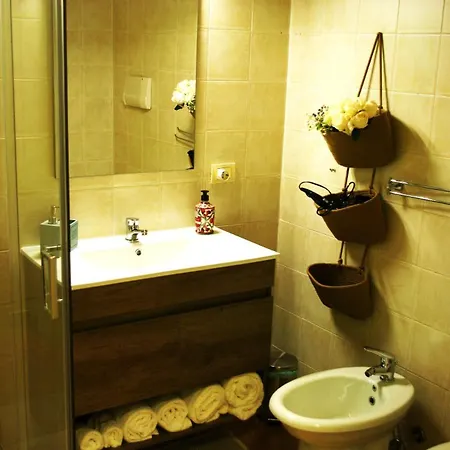 Nest House Marina Di Olbia- Mater - Beaches - Close To The Airport - Private Parking- Full Comforts - *