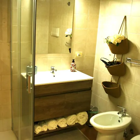 Apartment Nest House - Esclusivo Marina Di Olbia- Mater - Beaches - Close To The Airport - Private Parking- Full Comforts - Olbia