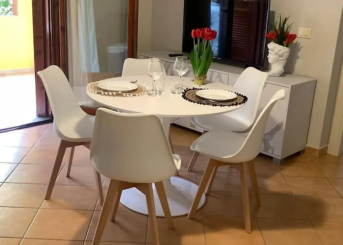 Nest House - Esclusivo Marina Di Olbia- Mater - Beaches - Close To The Airport - Private Parking- Full Comforts - Апартаменты Ольбия