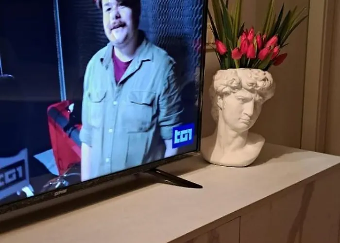 Nest House - Esclusivo Marina Di Olbia- Mater - Beaches - Close To The Airport - Private Parking- Full Comforts - Olbia