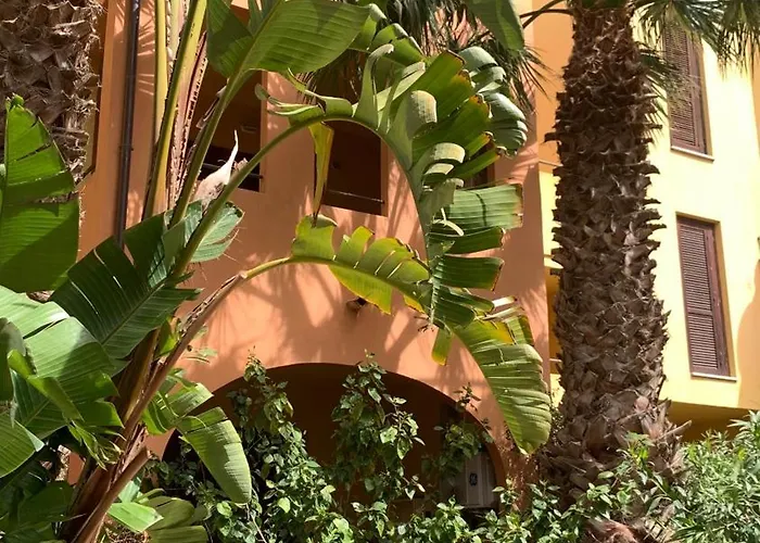 Nest House - Esclusivo Marina Di Olbia- Mater - Beaches - Close To The Airport - Private Parking- Full Comforts - Apartamento