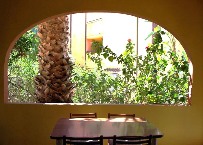 Nest House - Esclusivo Marina Di Olbia- Mater - Beaches - Close To The Airport - Private Parking- Full Comforts - Apartamento