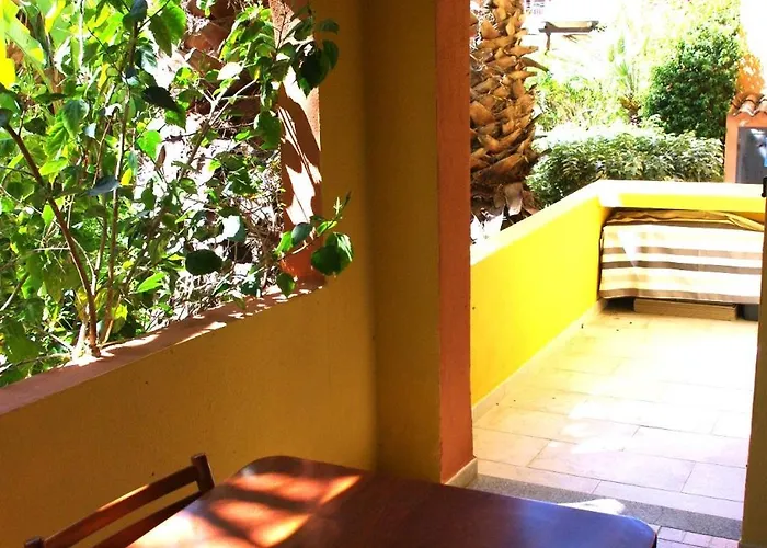 Апартаменты Nest House - Esclusivo Marina Di Olbia- Mater - Beaches - Close To The Airport - Private Parking- Full Comforts - Ольбия