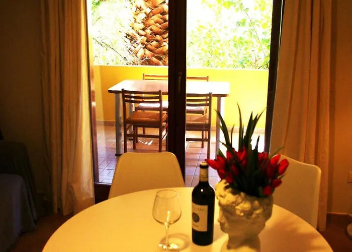 Apartamento Nest House - Esclusivo Marina Di Olbia- Mater - Beaches - Close To The Airport - Private Parking- Full Comforts -